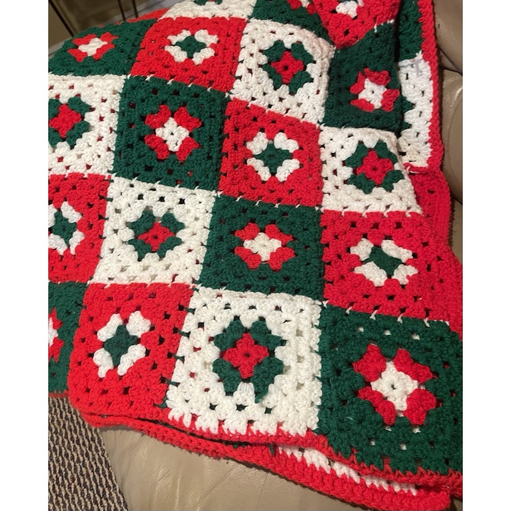 Handmade Crochet Christmas Afghan Throw Granny Square Blanket 35" x 48" Floral